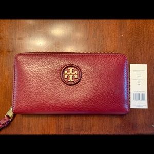 Tory Burch Whipstitch Logo Zip Continental Wallet